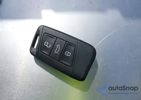 2019 Volkswagen Jetta 1.4T R-Line/1.4T S/1.4T Se из США, поврежденный, VIN 3VWC57BU7KM063746